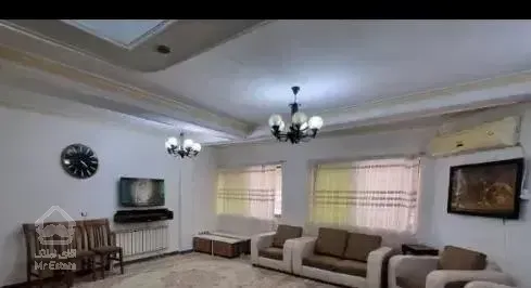 فروش واحد۱۰۰متری امکانات فول در ولیعصر