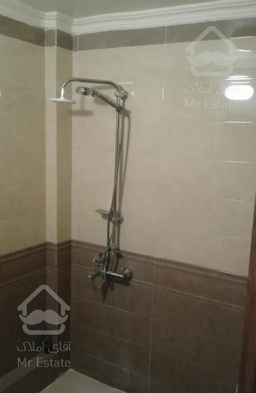 100 متر آپارتمان در قلهک مناسب خانواده و مجرد