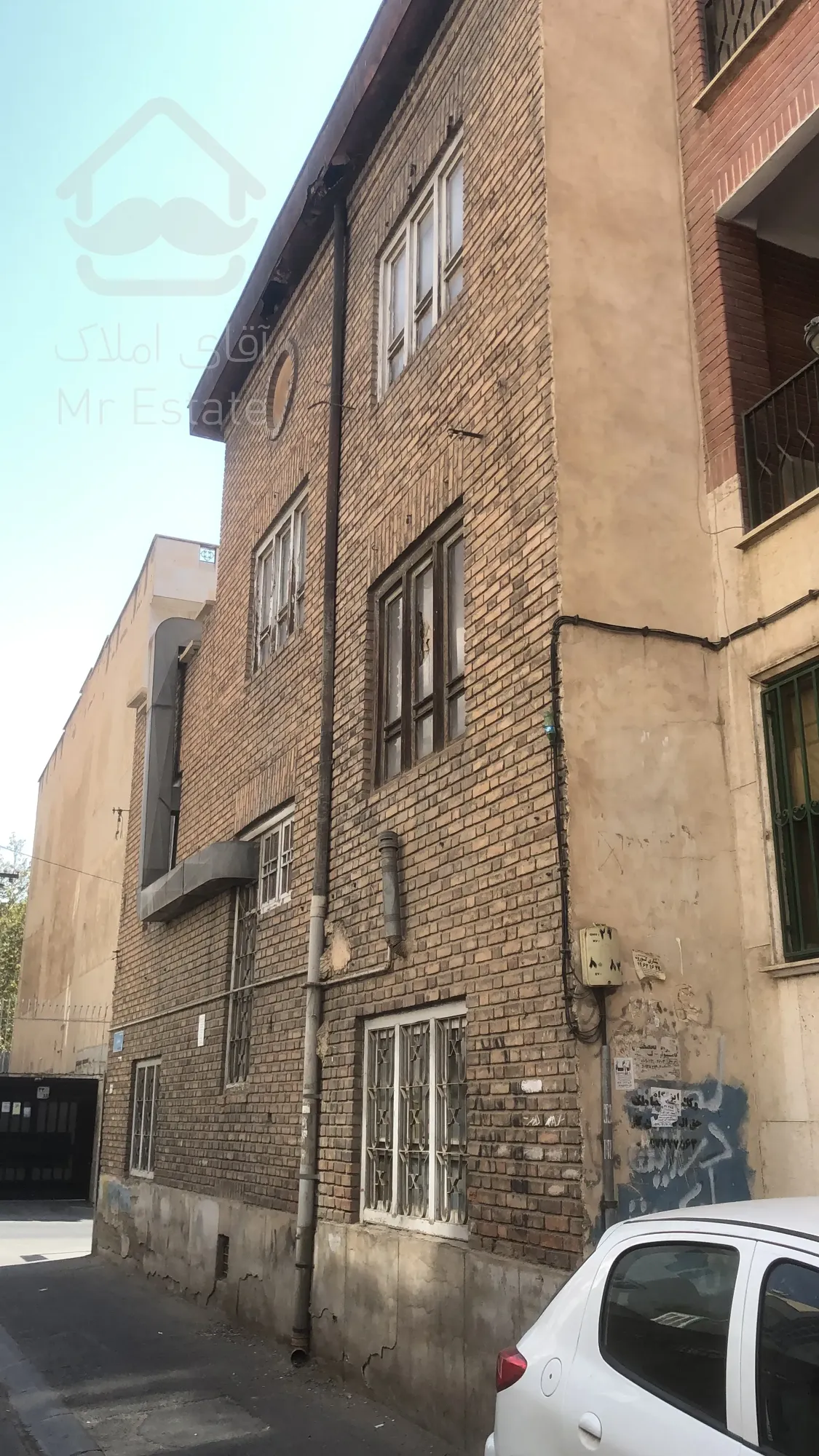 مشارکت Bot در بهره برداری بهترین لوکیشن منیریه منطقه ۱۱ تهران