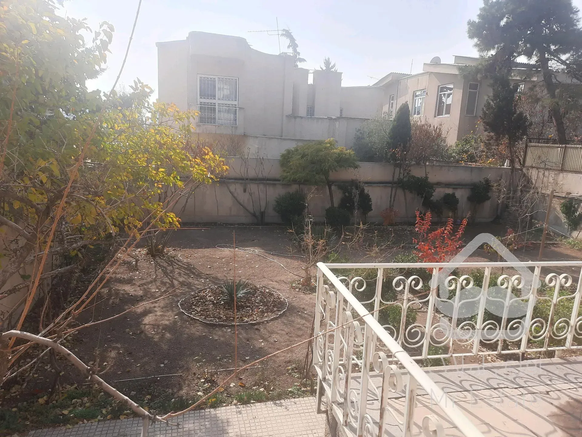 ۶۶۰ متر ویلا در شهرک غرب