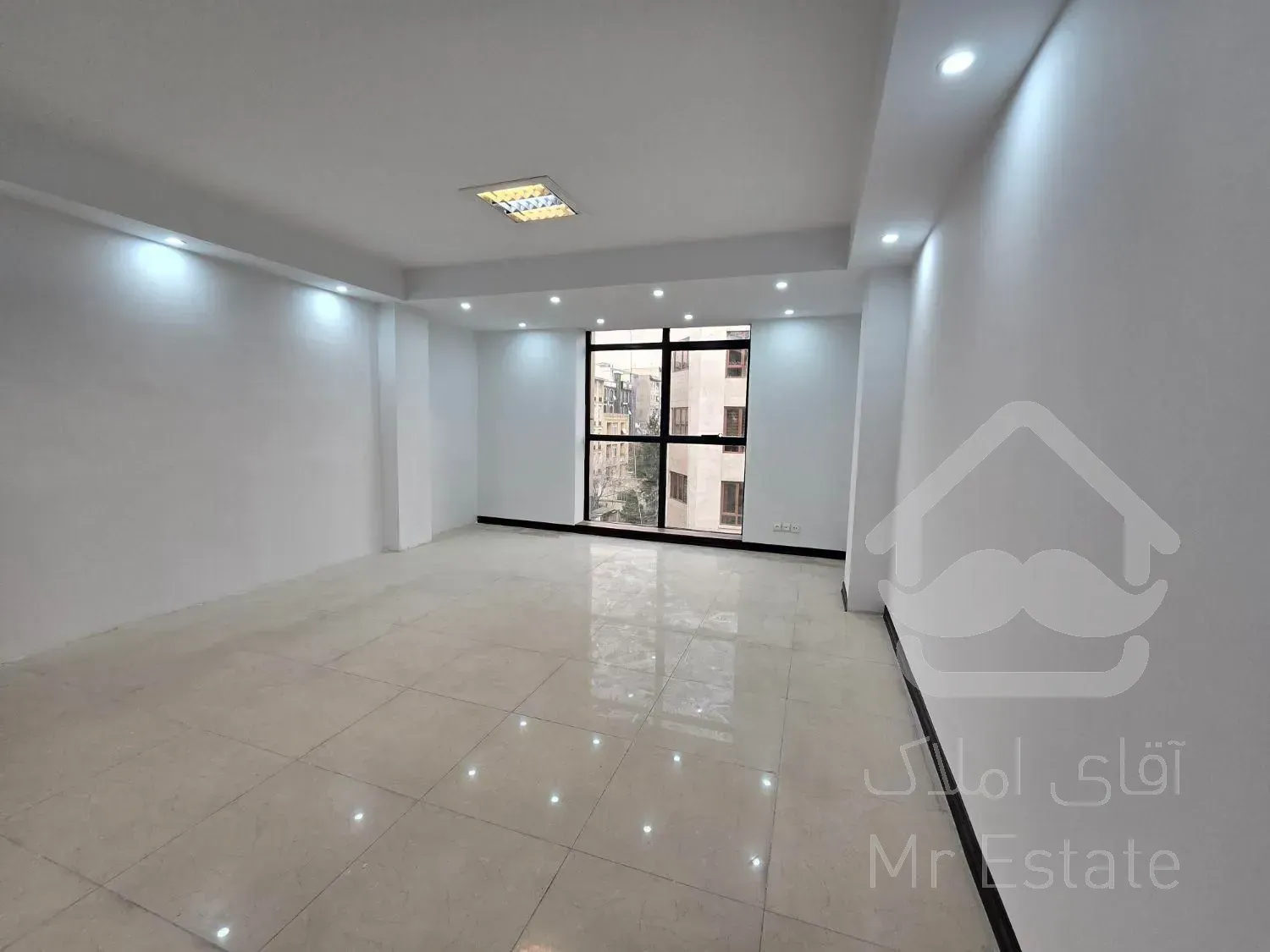 145متر سعادت آباد * دونبش*سرتاسرپنجره *۵ساله*