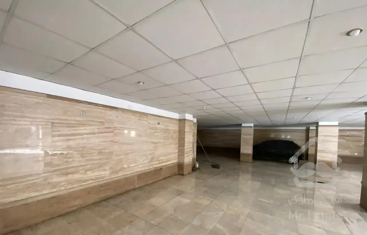 ۲۰۵متر،غربی بلوار ۲۴ متری