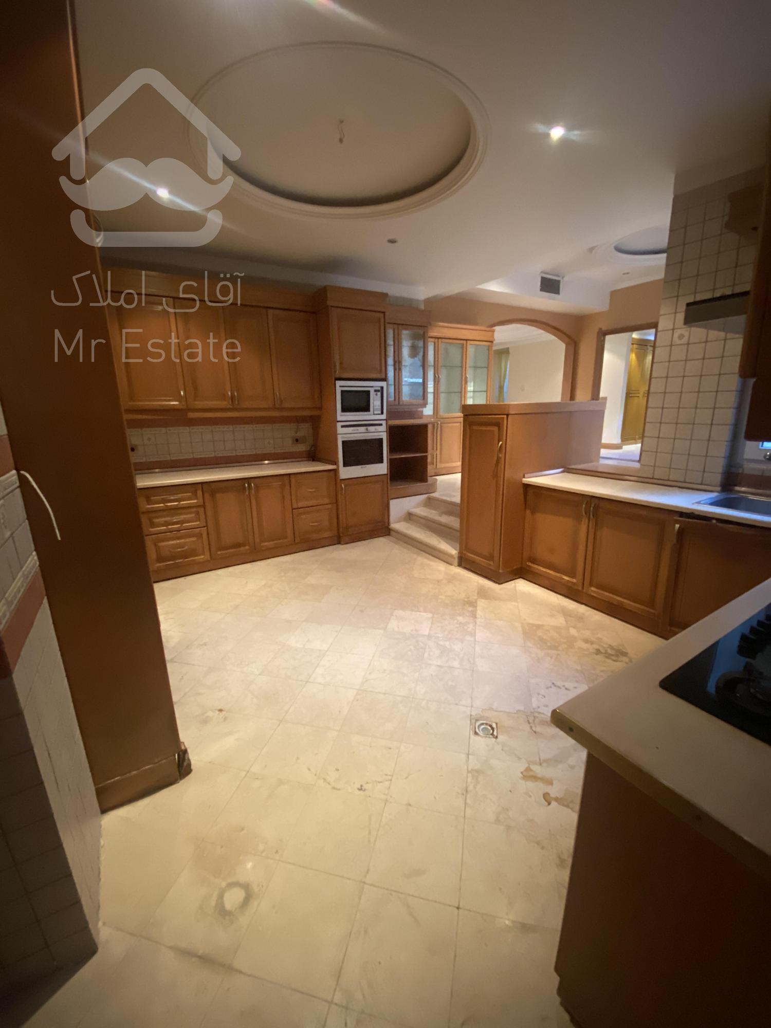 فروش آپارتمان ٣٣٣ متری فرمانیه