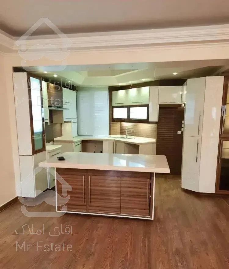 قیطریه حکمت ۱۲۸ متر