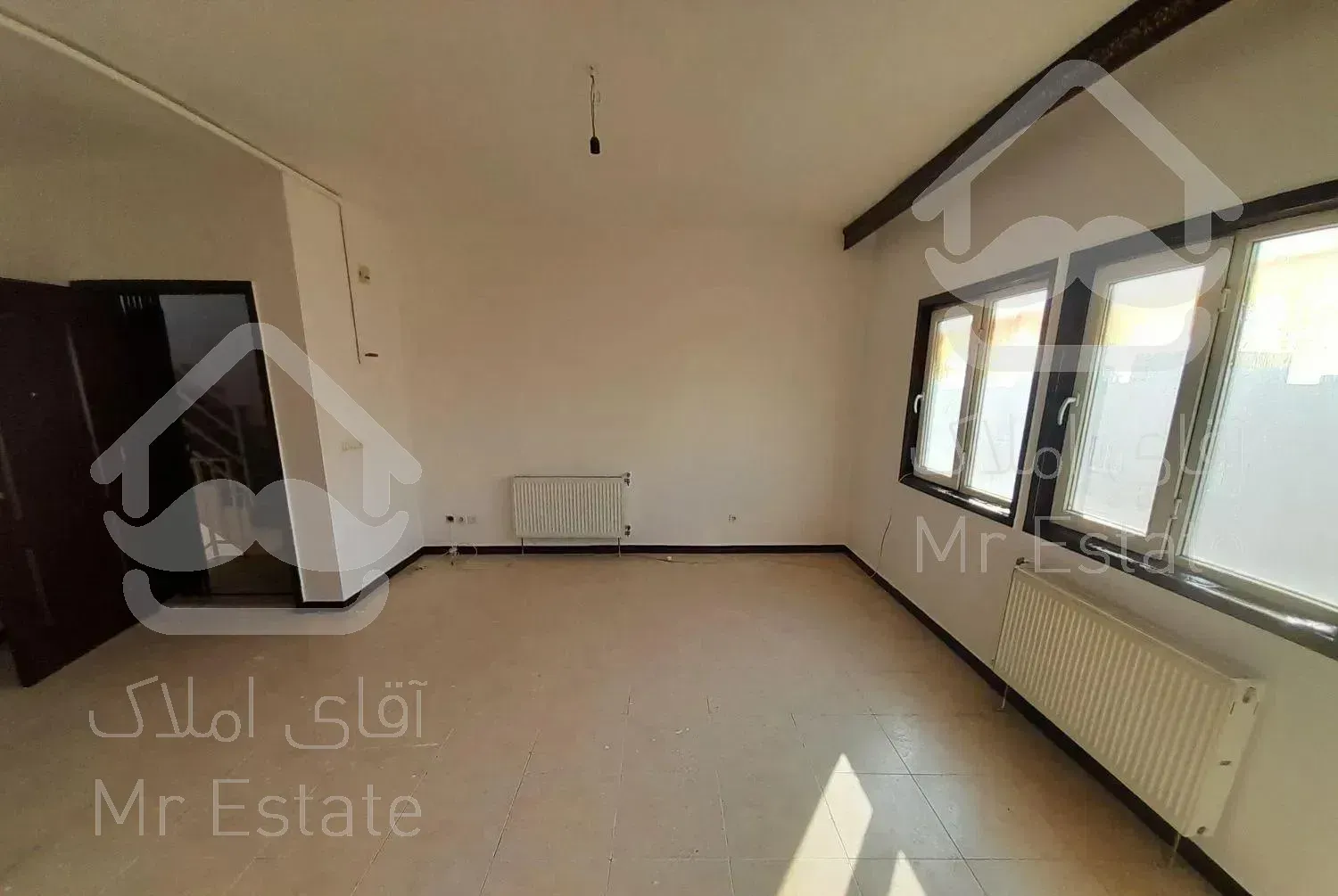 ۱خواب فاز۳کم واحدکم طبقه۶۴متربا مستاجر