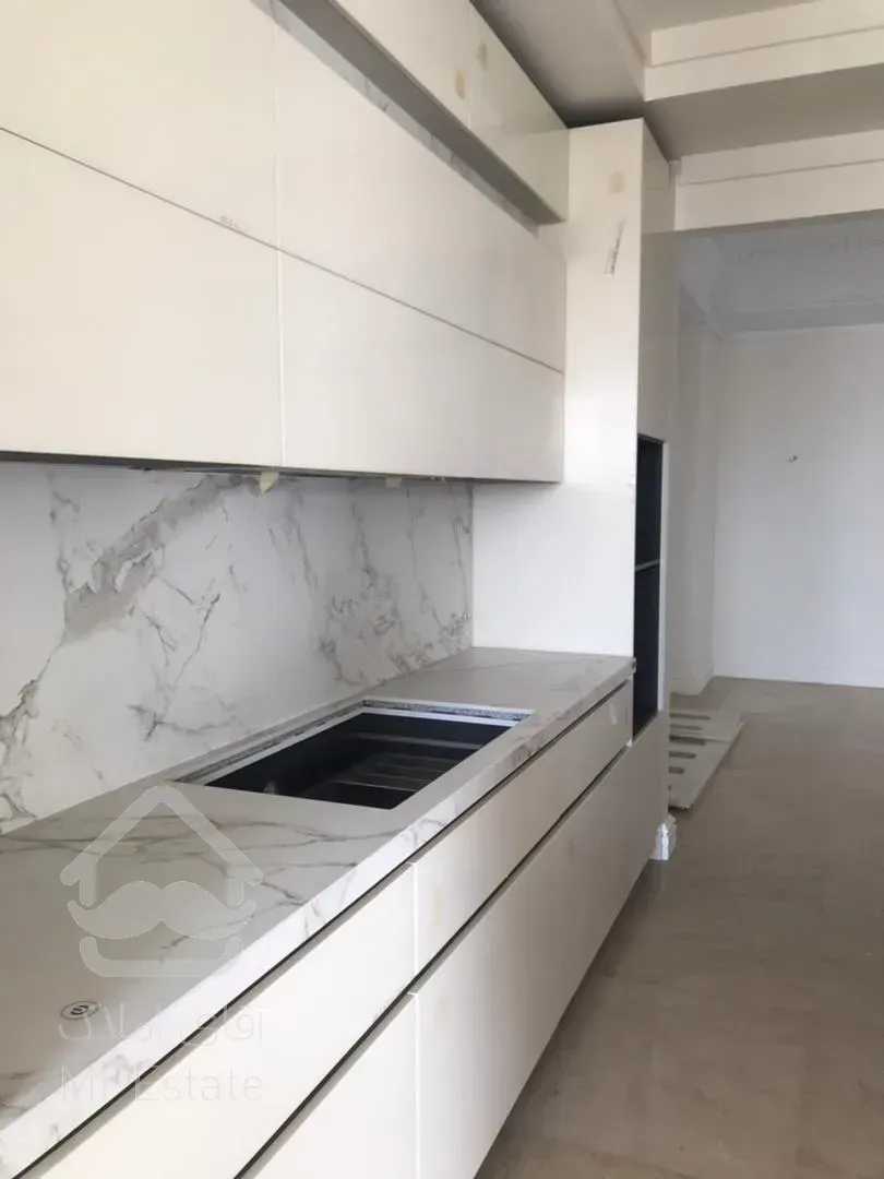 فروش اپارتمان 200 متری زعفرانیه