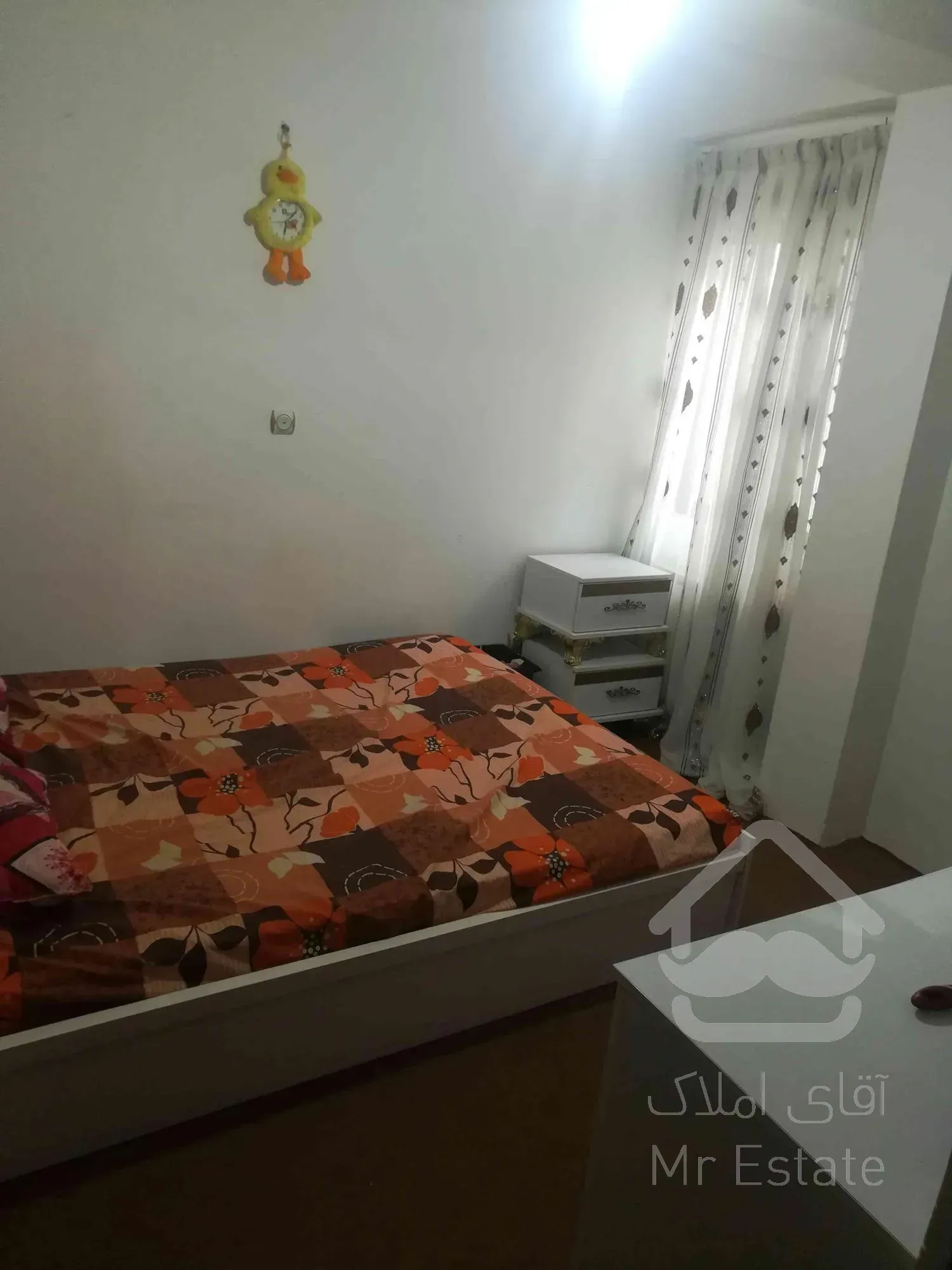 فروش اپارتمانی درشهرتنکابن دوخواب کف سرامیک کابینت ام دی اف هودلمسی شومینه سنگ انتیک 24میلیون دارد