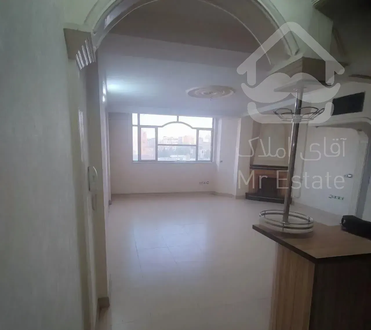 ۸۱ متر رو ب آفتاب نورگیر ۸ واحد