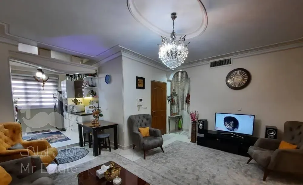 ۵۰متر / جی / آسانسوردار / پرده خور / گذرپهن