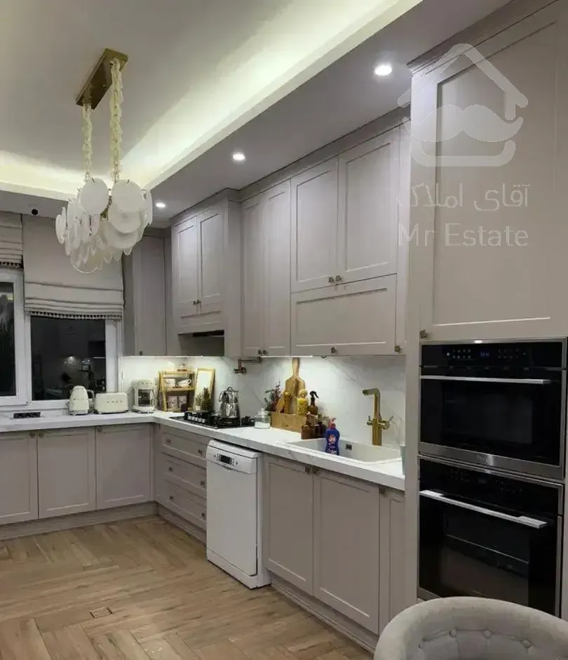 ۱۷۰ متر ۳ خواب / جهانتاب / ۹ ساله