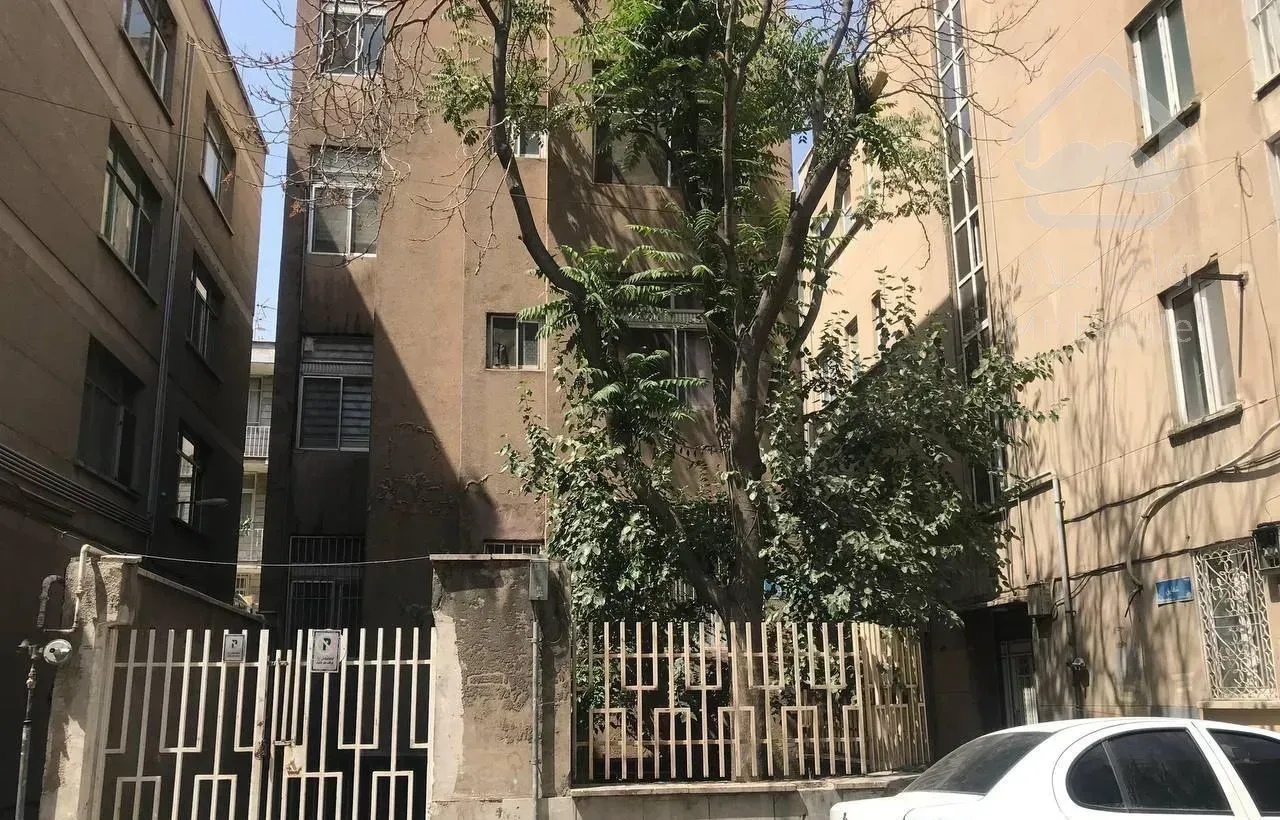 فروش آپارتمان ۶۷ متری  همکف