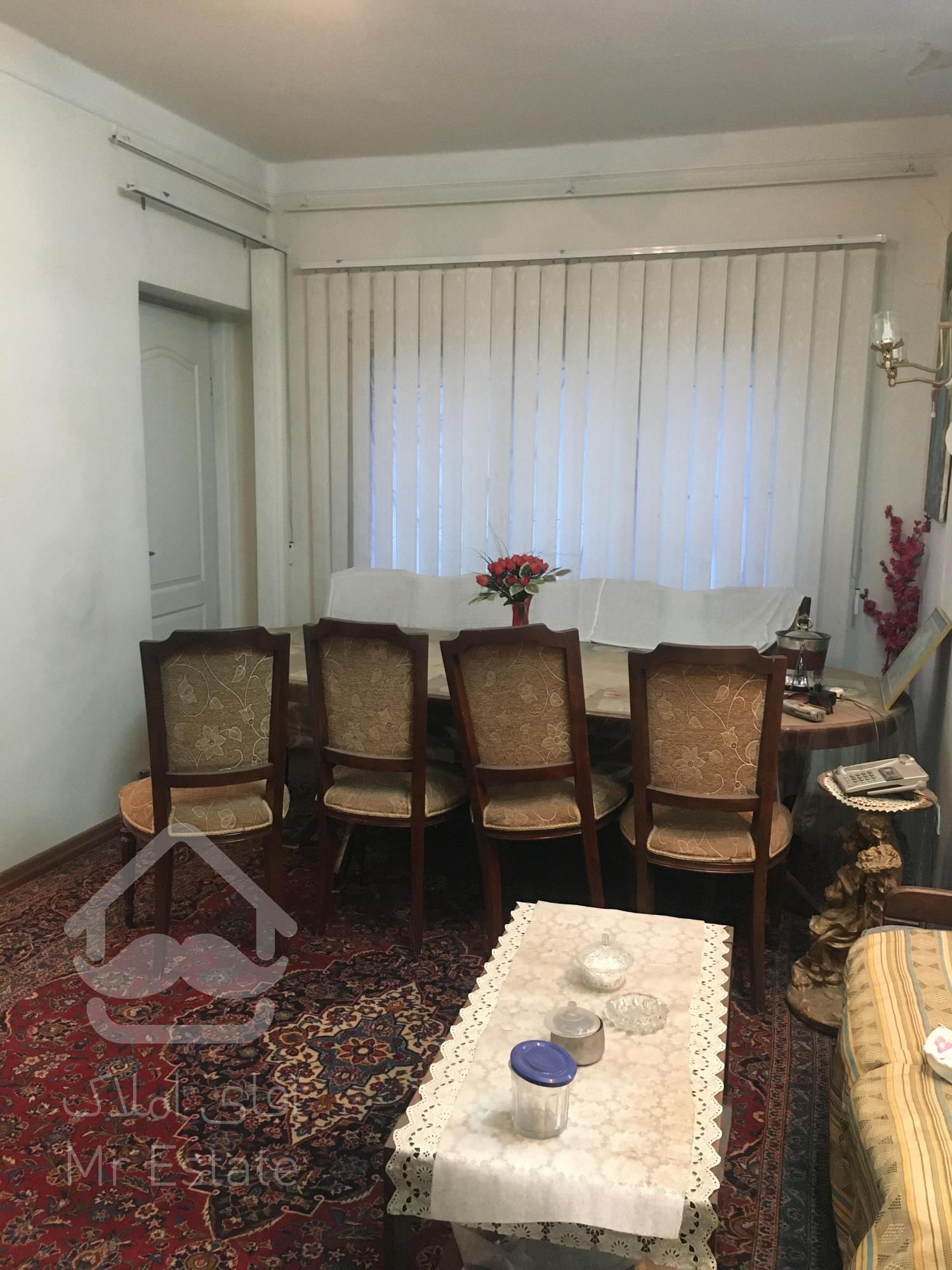 ۹۵ متر فوق العاده سنتی و خوش نقشه