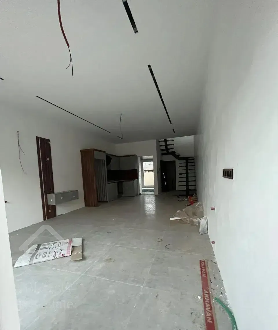 فروش ویلا دوبلکس با روف‌گاردن استخر دار