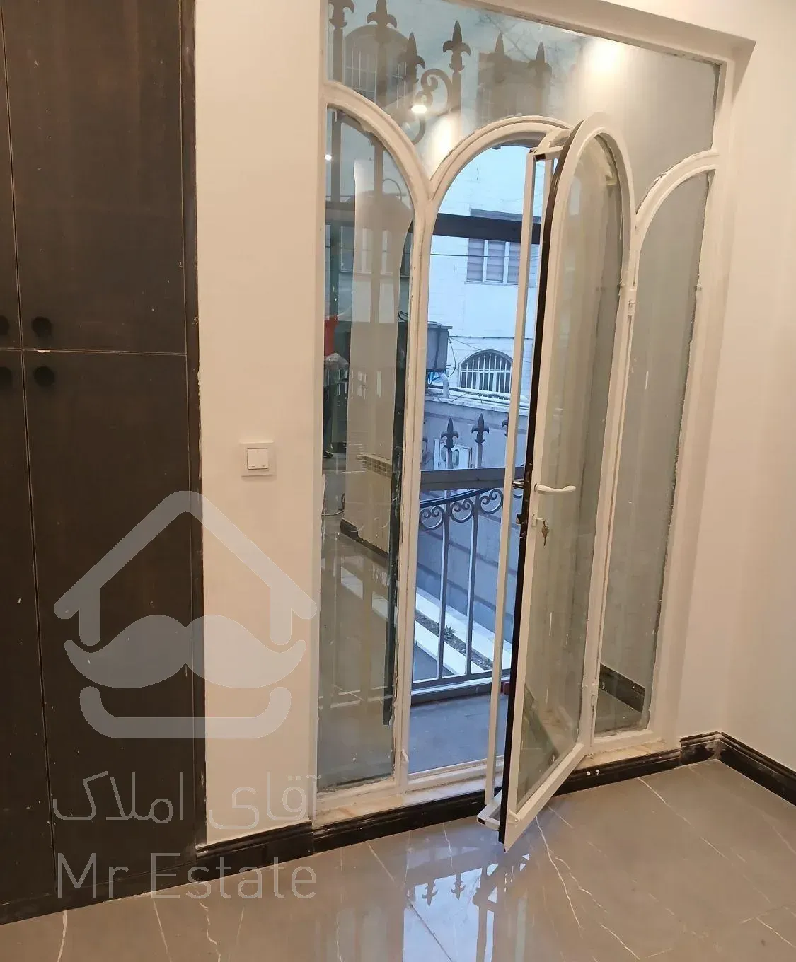 آپارتمان 54 متری طبقه اول تکواحدی