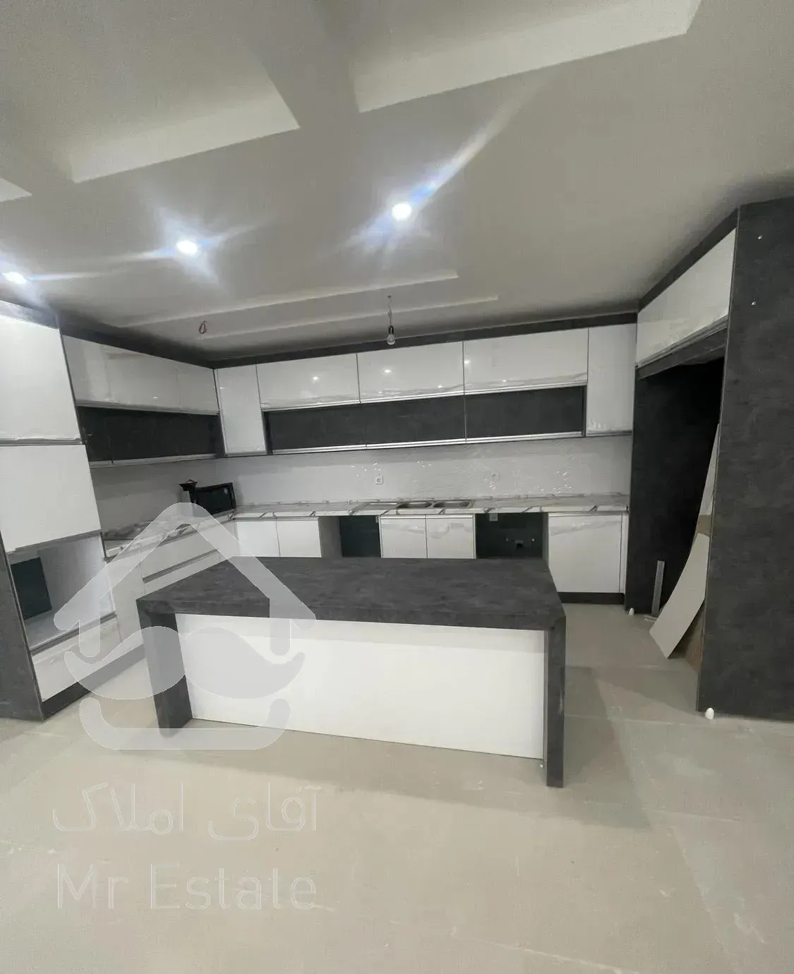 ۱۱۰ متر ۲ خواب کلیدنخورده بدون مشرف دریاچه