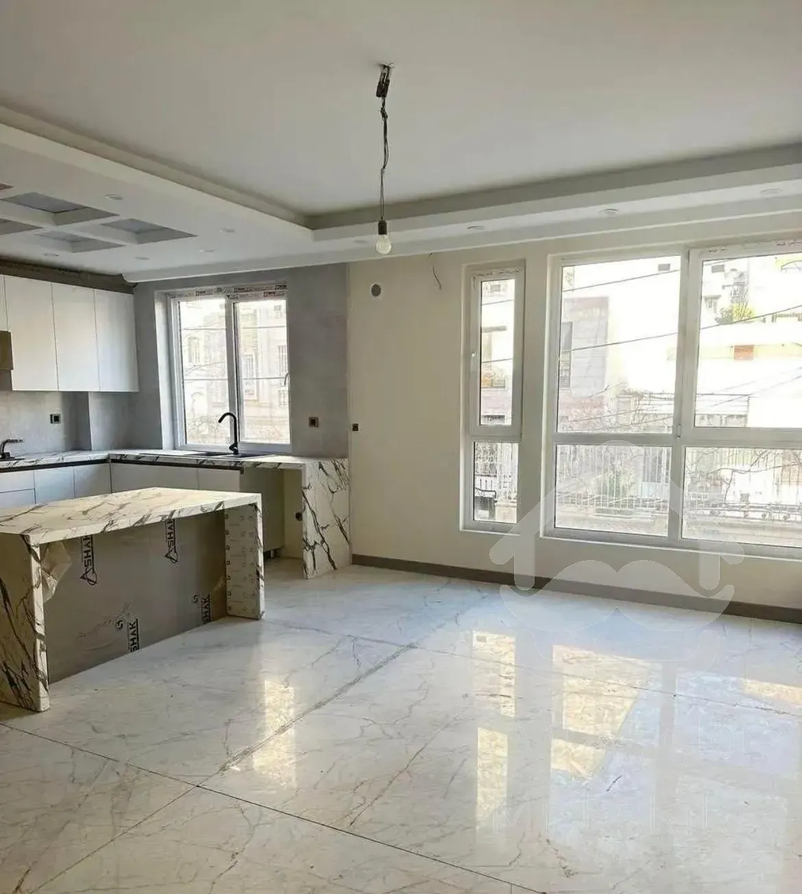 فرمانیه غربی/۱۰۰ متر نور مستقیم/سه ساله واقعی