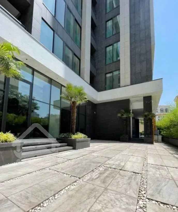 ۳۴۰ متر مجموعه آبی نیلوفر