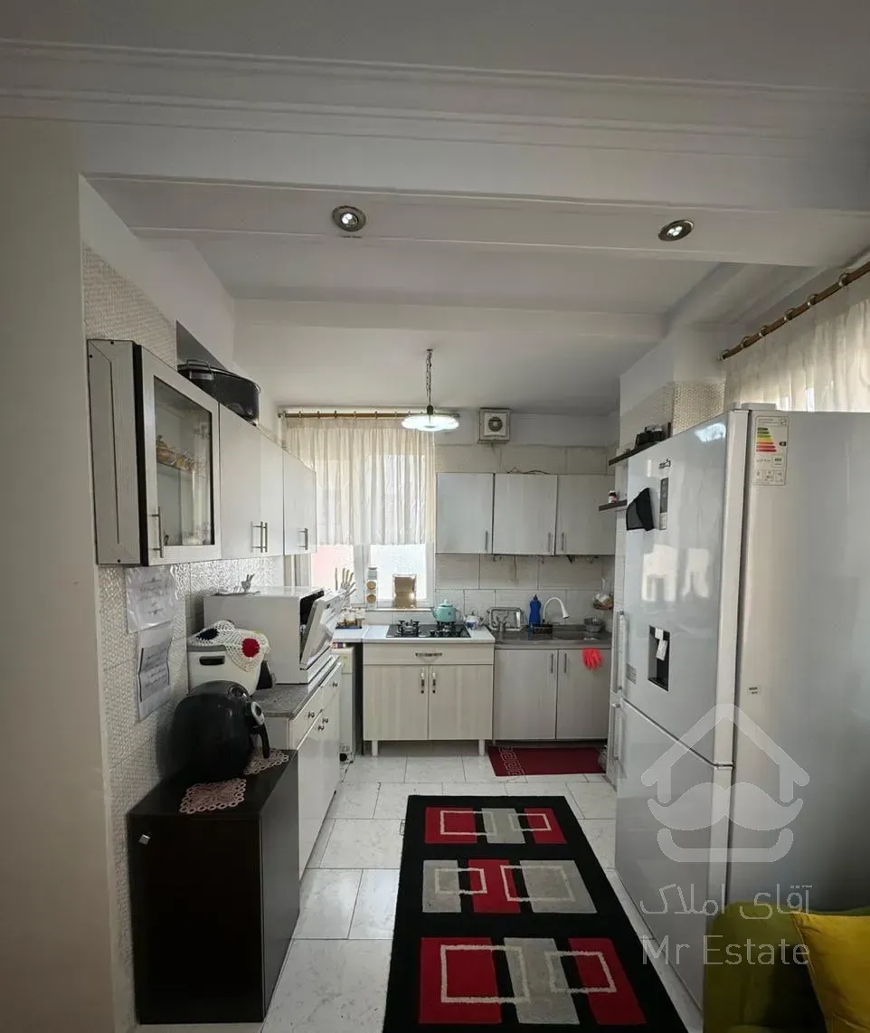 ۴۰ متر اسانسور دار سالن پرده خور