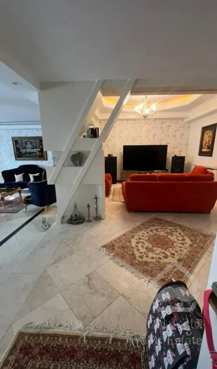 فروش اپارتمان 185 متری زعفرانیه