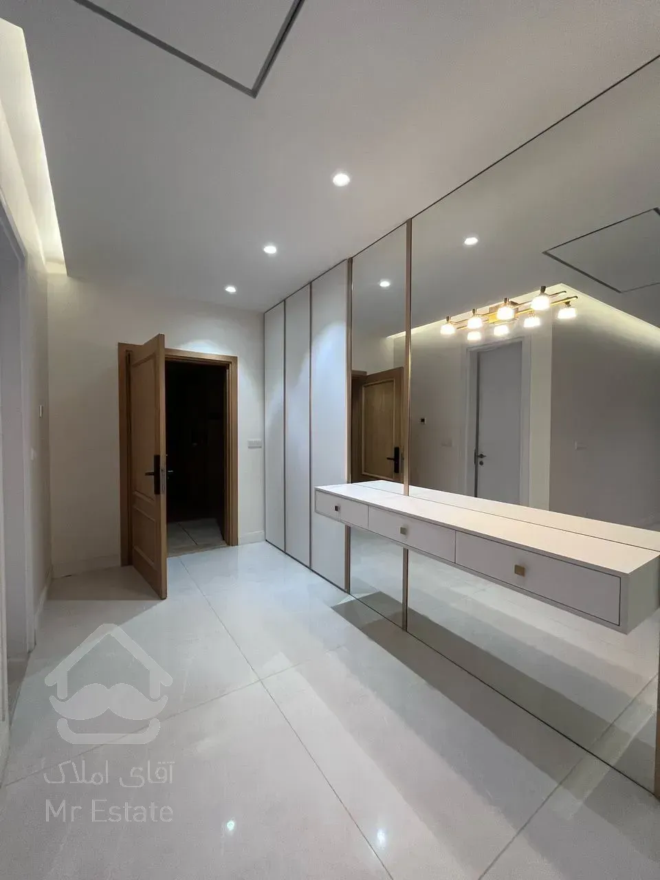 فرمانیه ۳۰۰ متر ۴ خواب