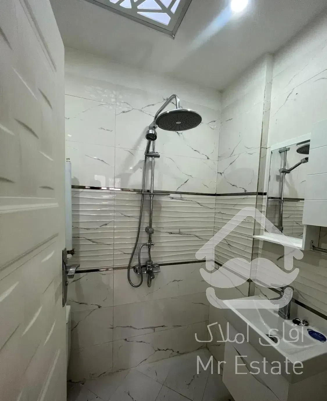 ۶۵متر برج مدرن رونیکا پالاس نشاط پونک