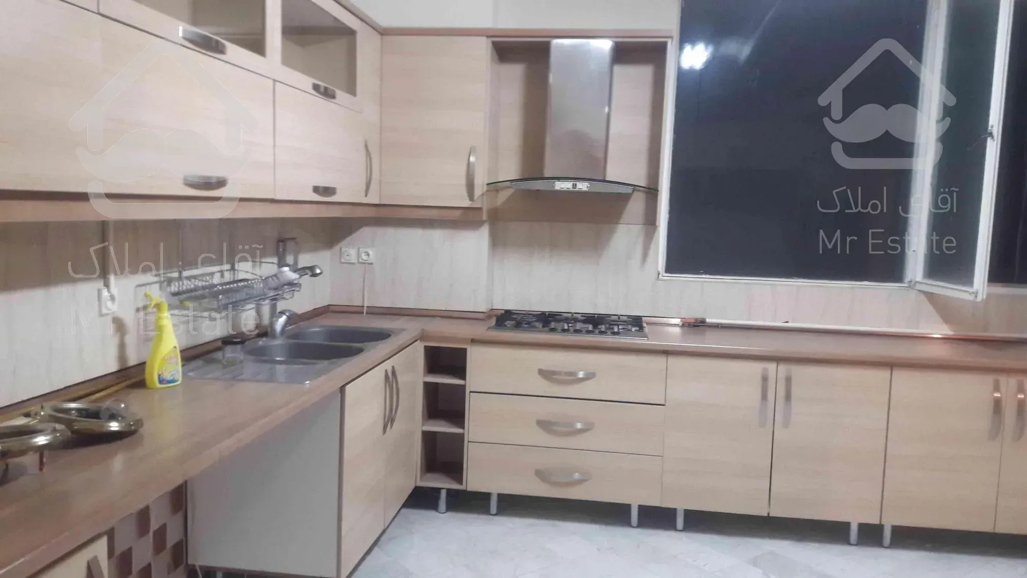 واحد اجاره ای ۱۴۷ متری ۳ خواب در فردوس شرق