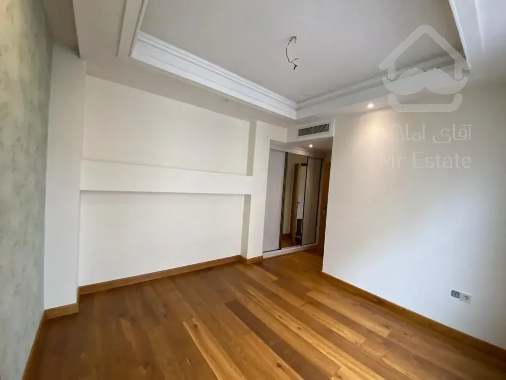 فروش اپارتمان 131 متری زعفرانیه