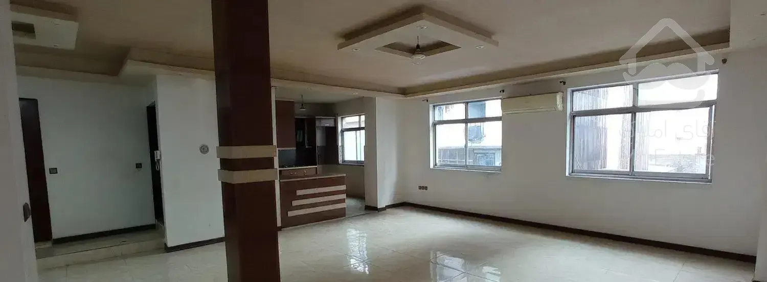 ویلایی با مغازه ۱۲۰ متر مرکز رشت استادسرا