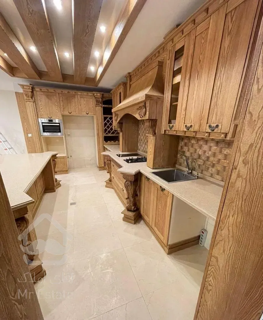 فروش اپارتمان 190 متری زعفرانیه