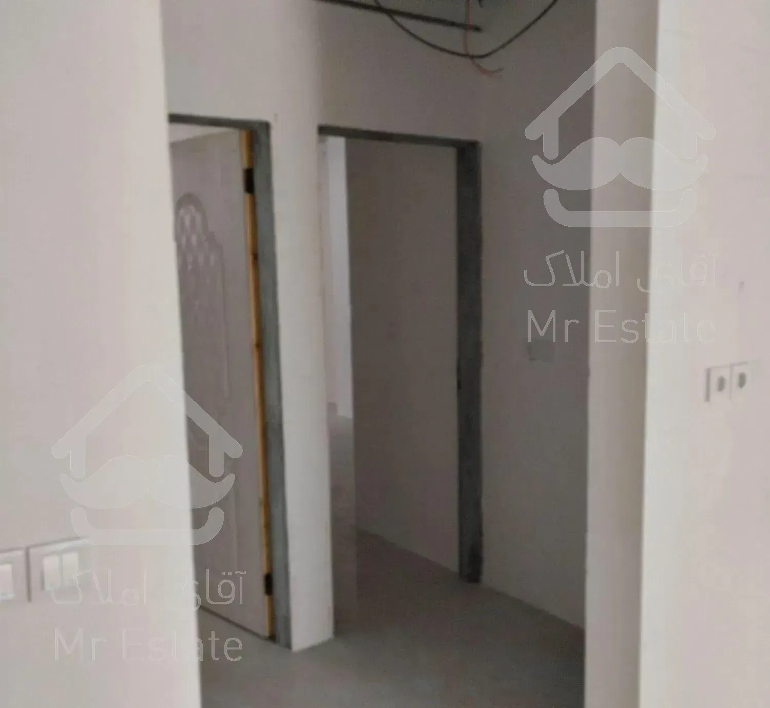 آپارتمان چهارراه گلستان 106متری خشک