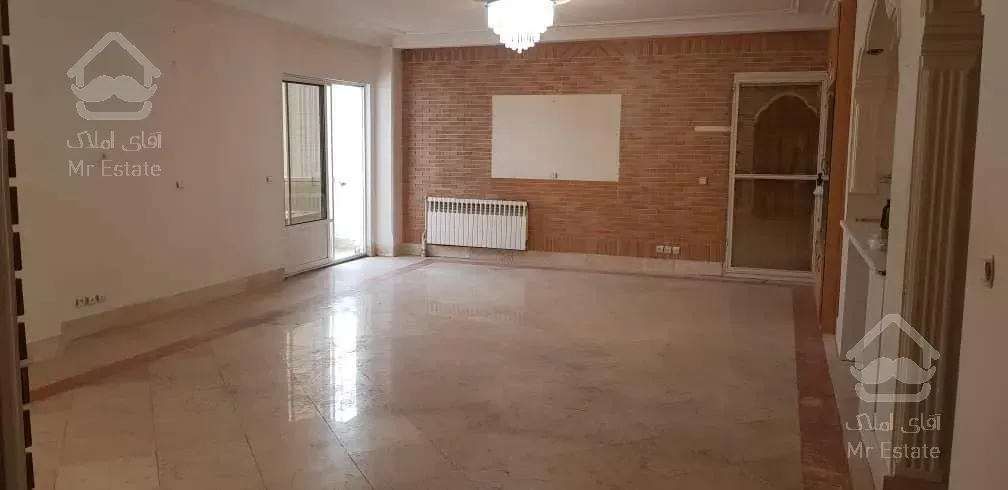 آپارتمان ۱۴۱ متری سعادت آباد