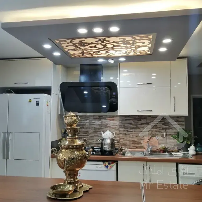 ۸۰متر۲خواب فول تمیز کم واحد