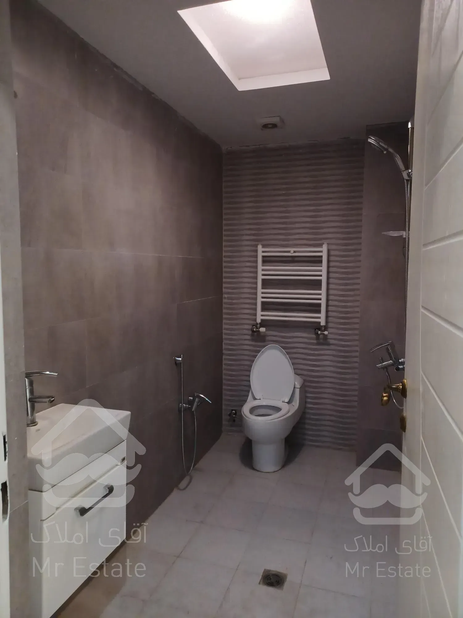 اجاره آپارتمان موقعیت اداری صادقیه بر اصلی کاشانی