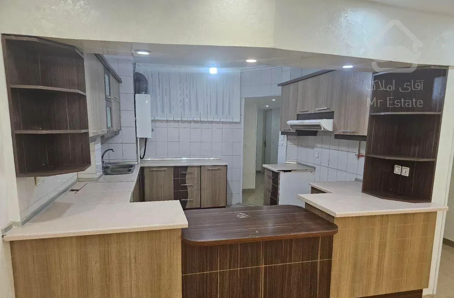 آپارتمان ۱۰۲ متری/ روشن شهر/ تک برگ سند/ ۲۸۵۰