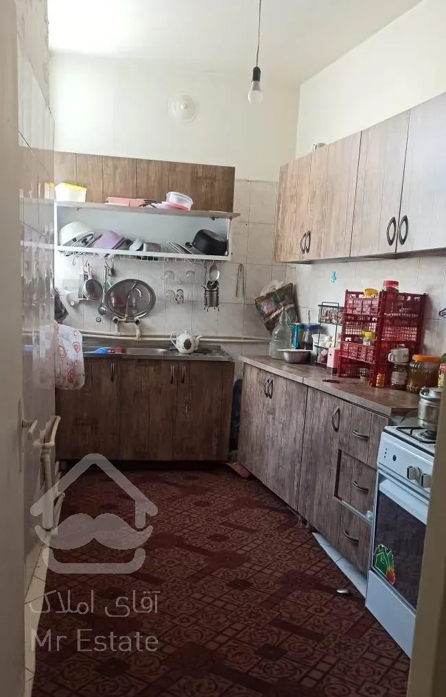 70متر 1خواب طبقه 3 میدان انقلاب