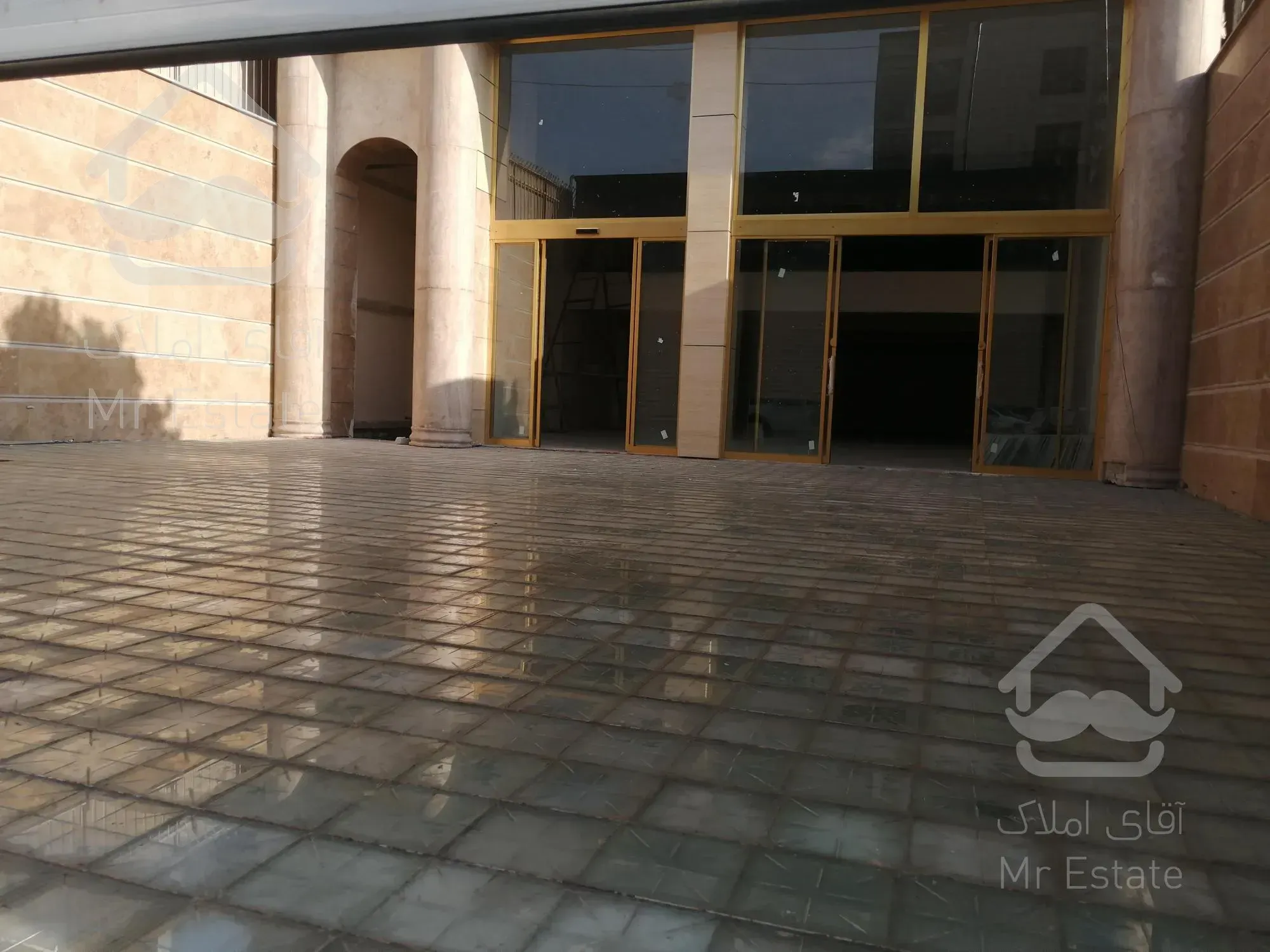 خرید مغازه تهران مرزداران بر اصلی 200 متر تجاری روبروی آریافر