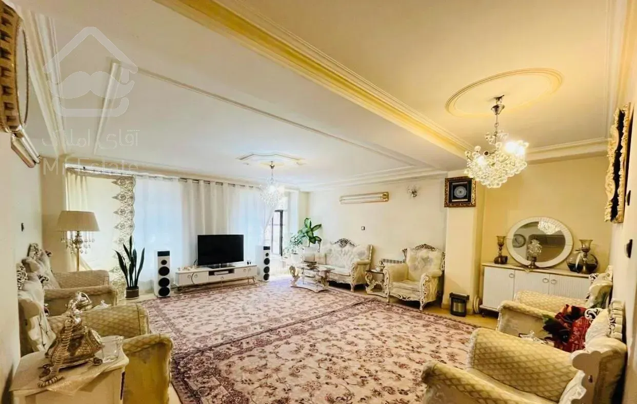 آپارتمان ۷۵ متر/دو خواب/چسب مترو/سالن پرده خور