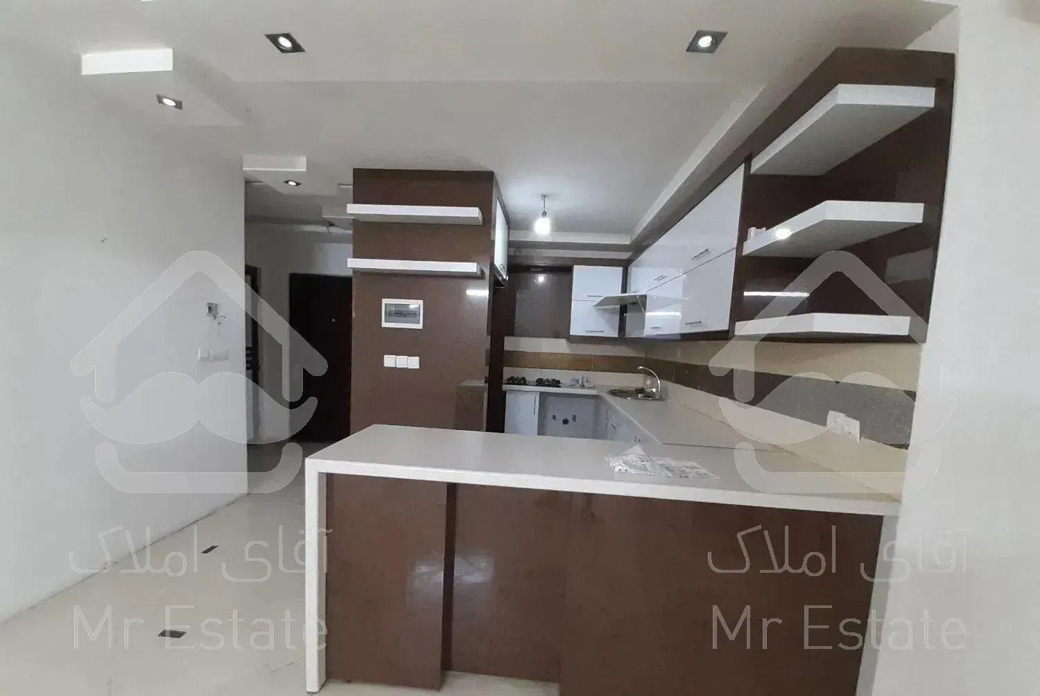 آپارتمان ۷۰ متری سناباد