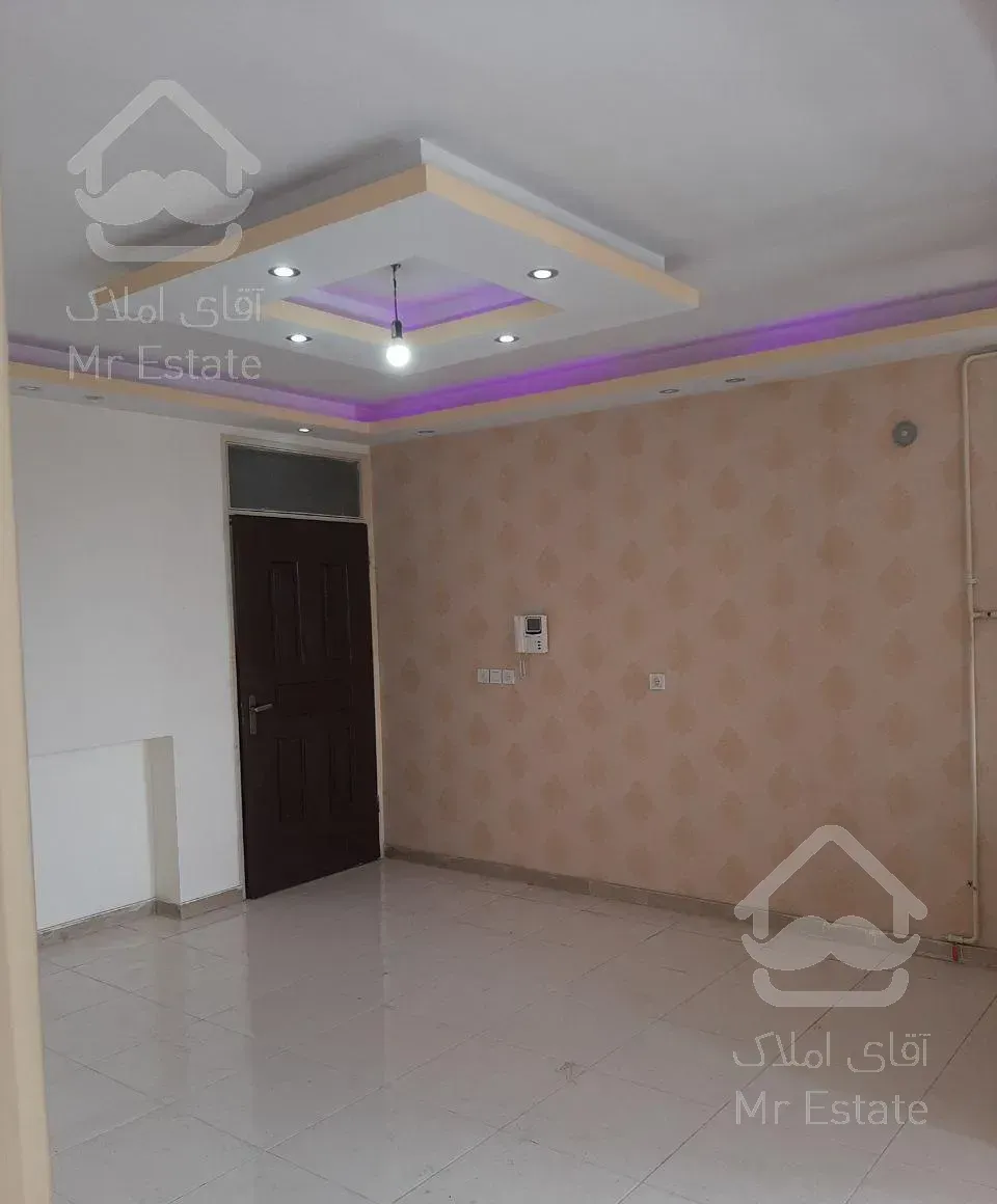 64 متر روبنما  با پارکینگ اختصاصی