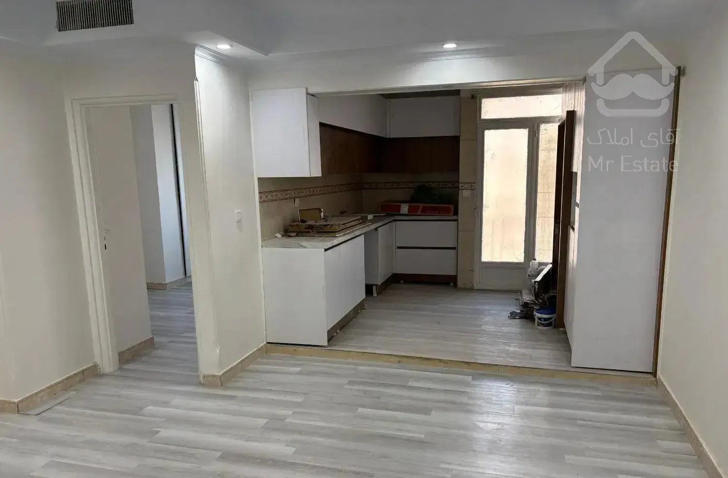 اجاره آپارتمان ۵۵ متری۱ خواب فول امکانات روبه کوچه