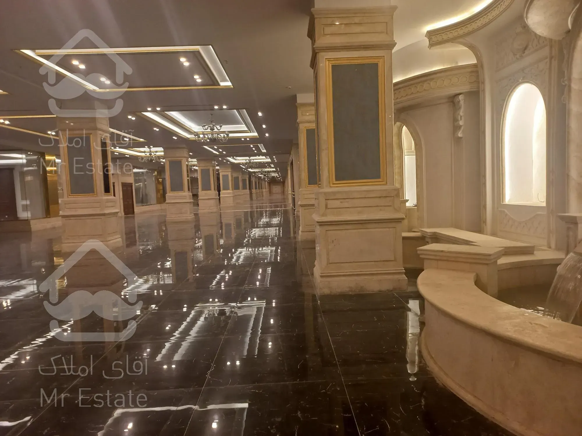 ۱۰۲ متر/ تنها ۲ خواب ریز متراژ ویودار طبقات بالای برج / دفتر فروش مرکزی سازنده