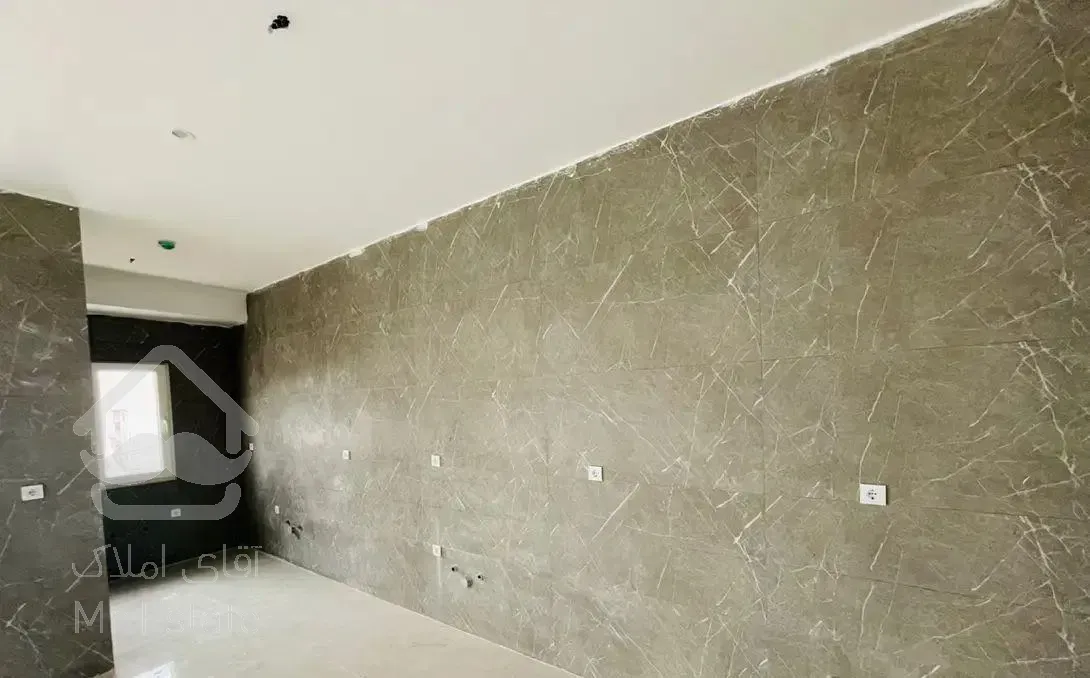 ۱۵۰متر خاص/نورگیری عالی/اول قائم