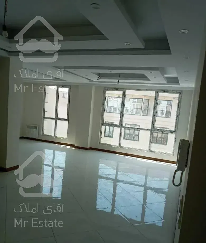 ۱۱۰متر ۳خوابه روبه آفتاب فول امکانات