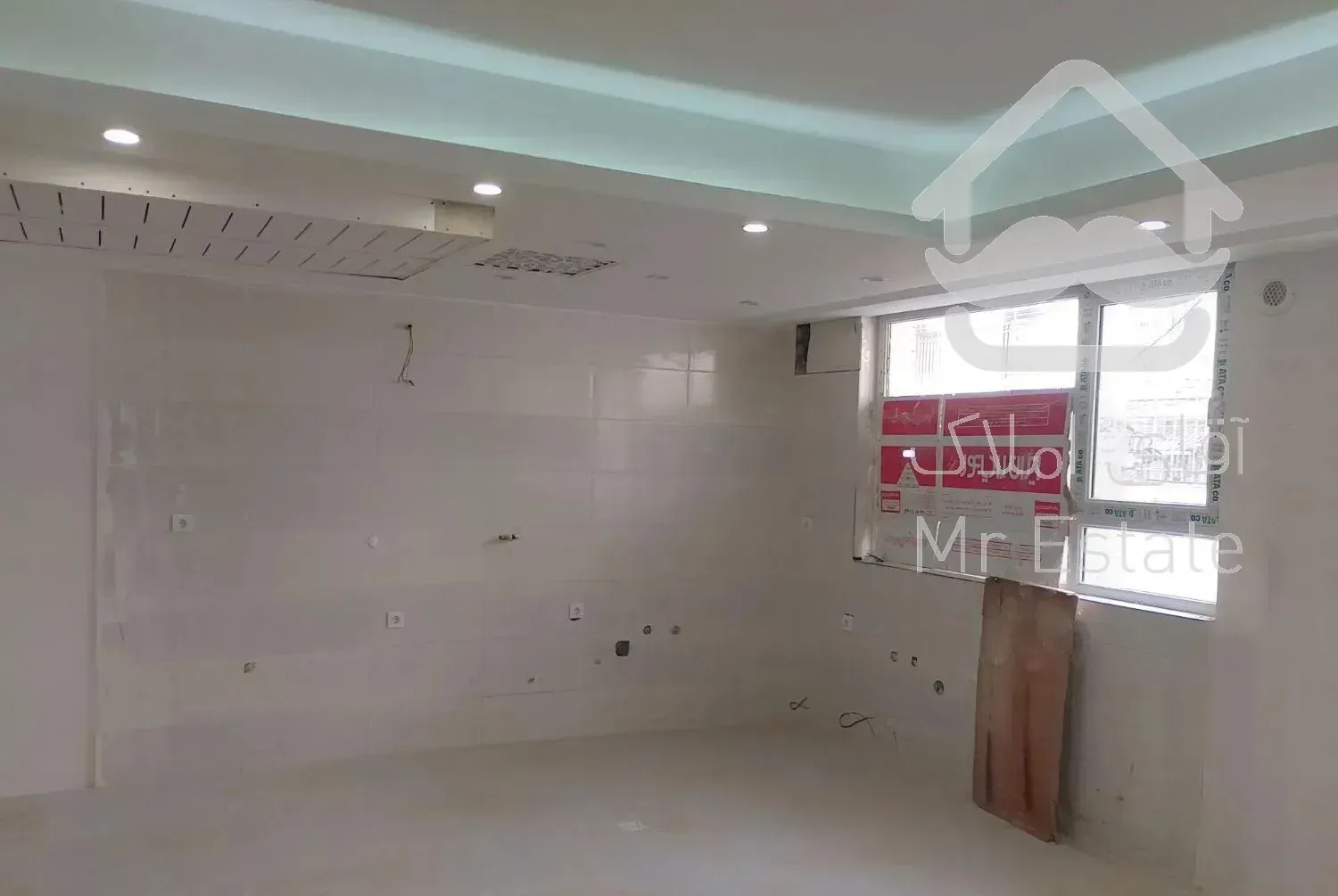 اپارتمان ۲۰۰ متری نوساز فول امکانات