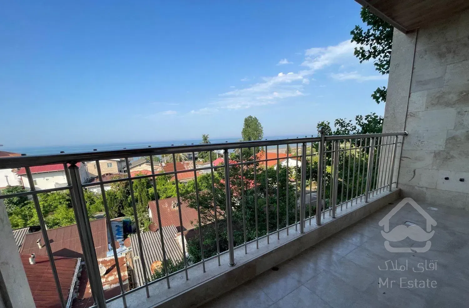 اجاره آپارتمان ۱۱۰ متری کلید نخورده ویو دریا