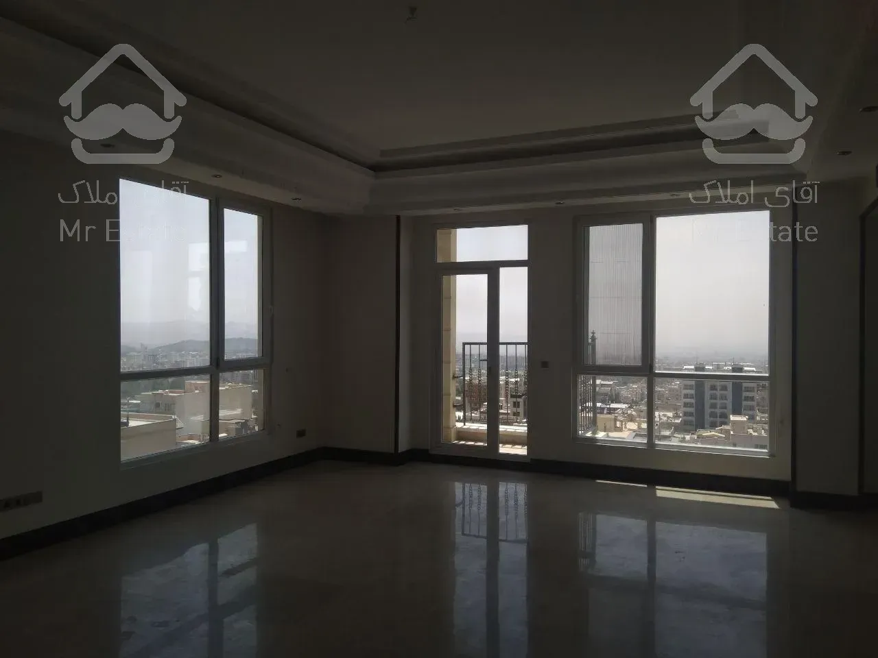 خرید 215 متر در فرمانیه