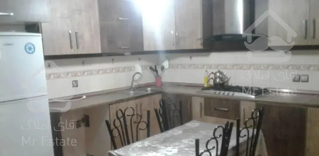 آپارتمان 5 واحدی نزدیک به خیابان اصلی و امکانات