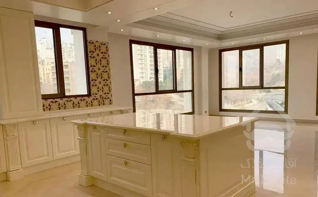 175متری ظفر3پارکینگ سندی ظفر