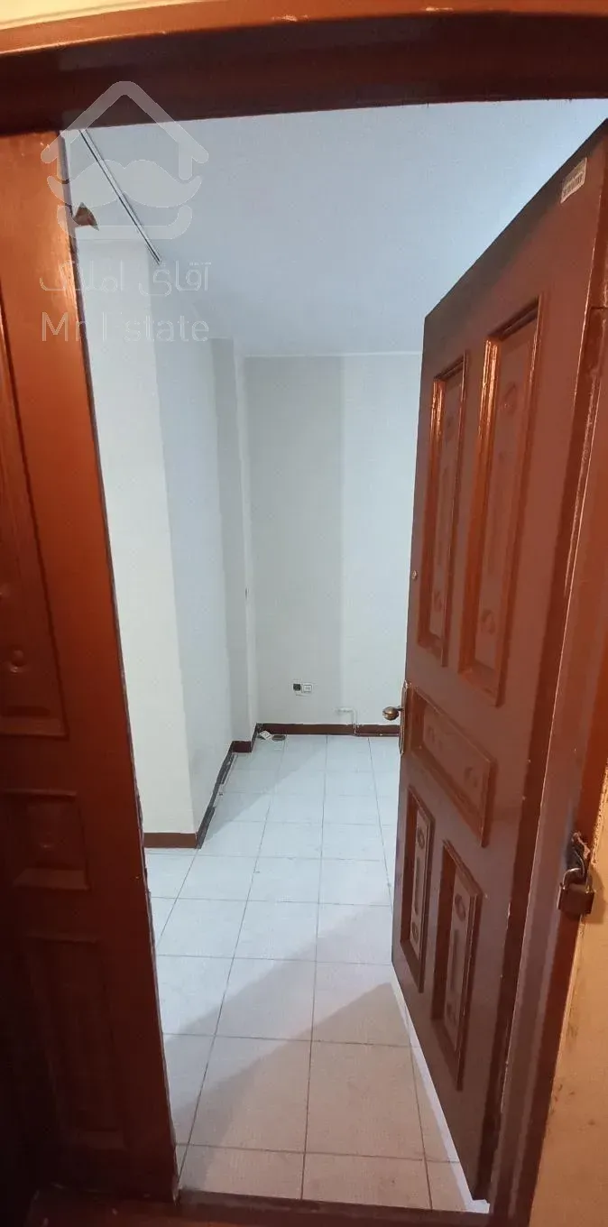 ۴۰ متری با ۱۲ متر انباری پنجره دار(تک واحدی)