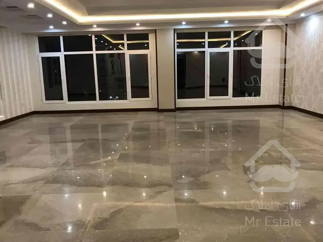 اپارتمان ۲۰۰متری سه خواب بلوار فردوس تکواحد